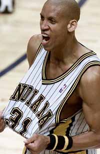 篮中掀起一 篮中掀起一